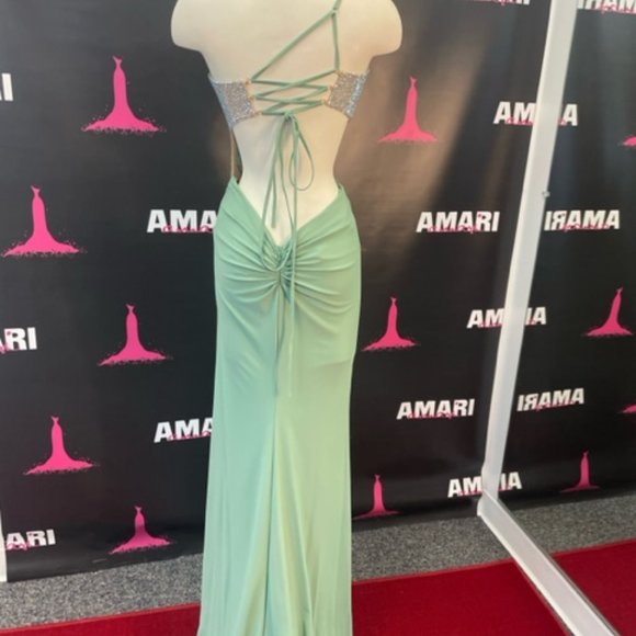 La Femme #31600 Sage Size 0 & 6 NWT - Picture 3 of 4